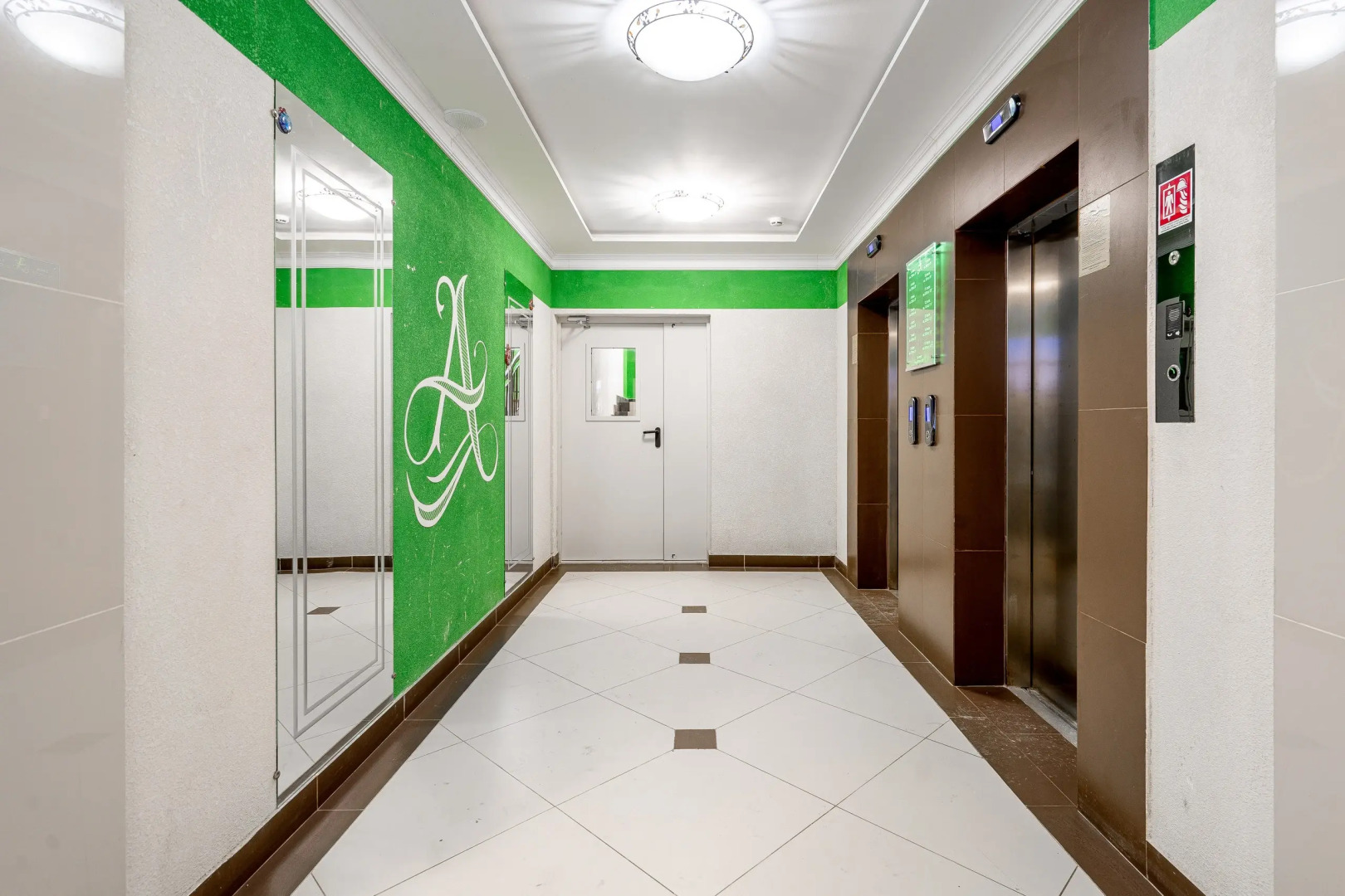 Апартаменты 1+ по Ивана Захарова 9/1