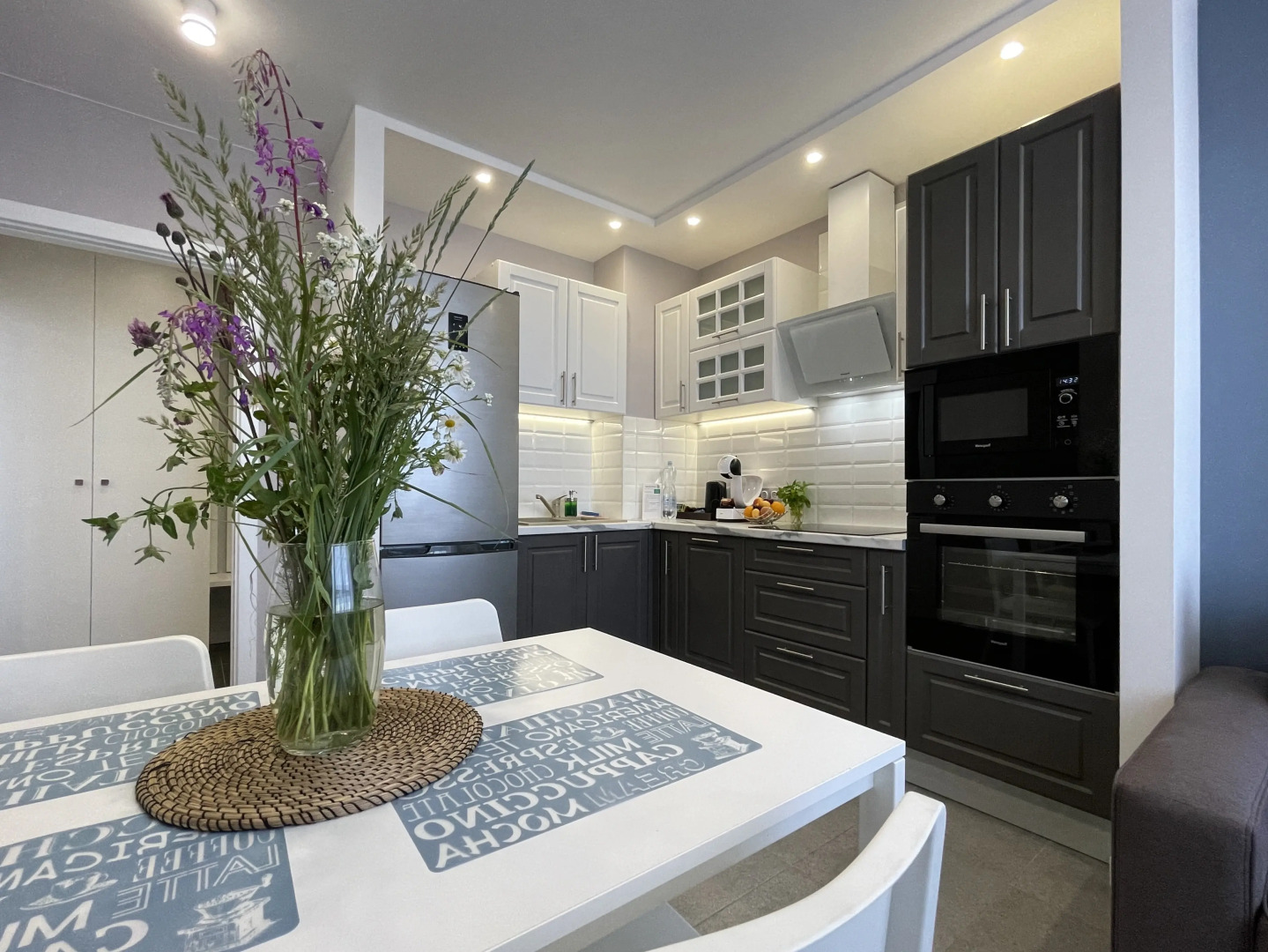 Апартаменты Fresh двухкомнатные с 2 спальнями и ванной