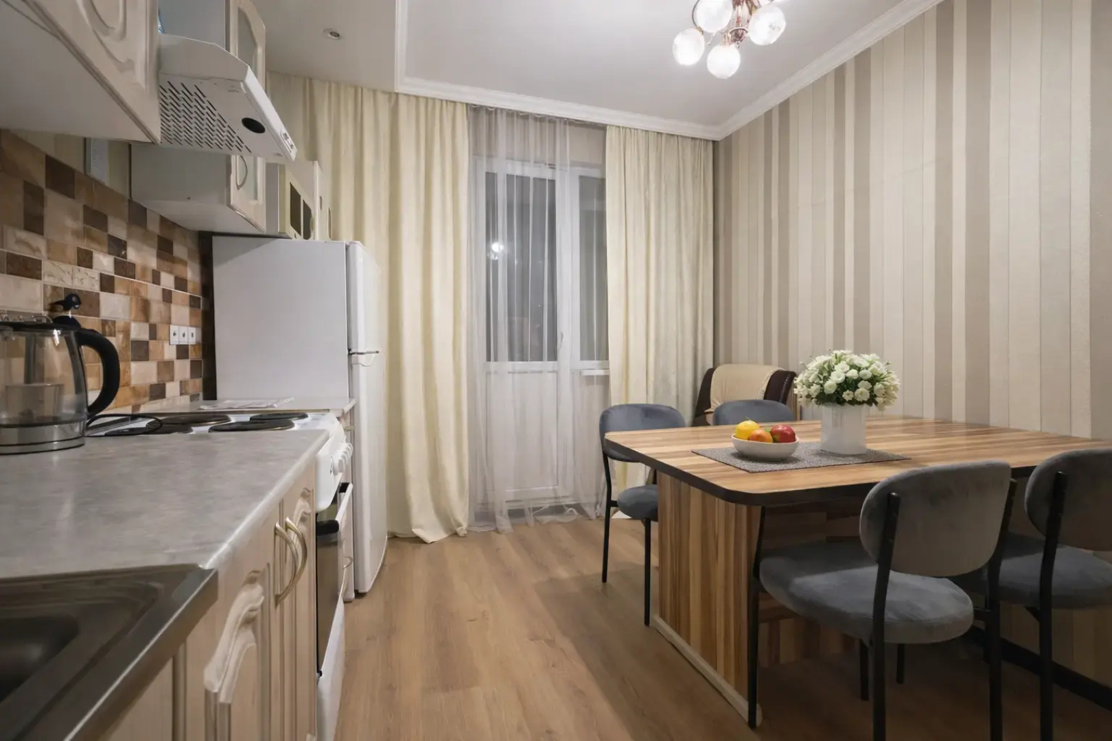 Апартаменты 2-х комн с 2-мя кроватями и 2мя санузлами в центре