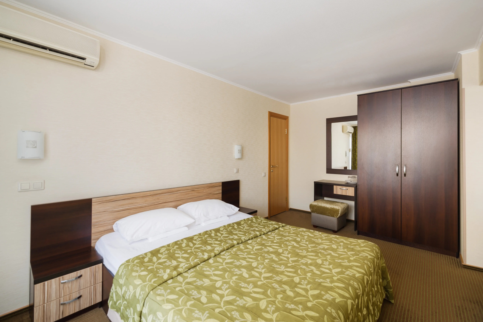 Отель Магнолия