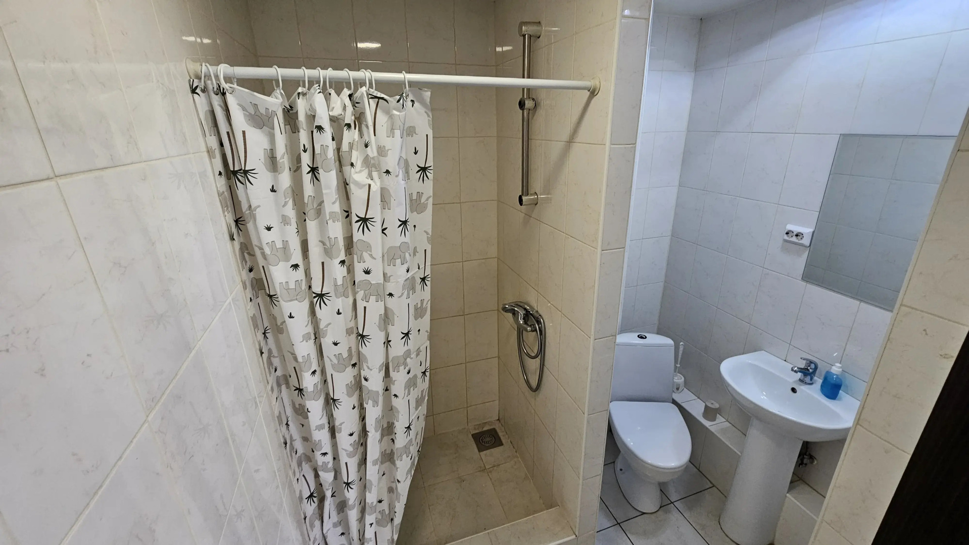 Квартира Студия на Гая