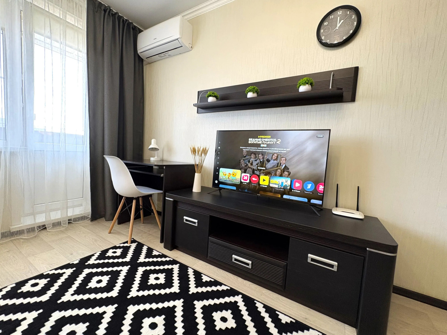 Апартаменты John Silver SUTKI LIFE