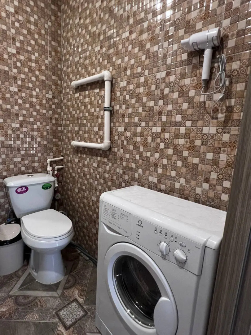 Апартаменты еЖИВИка на Карпова 3/1