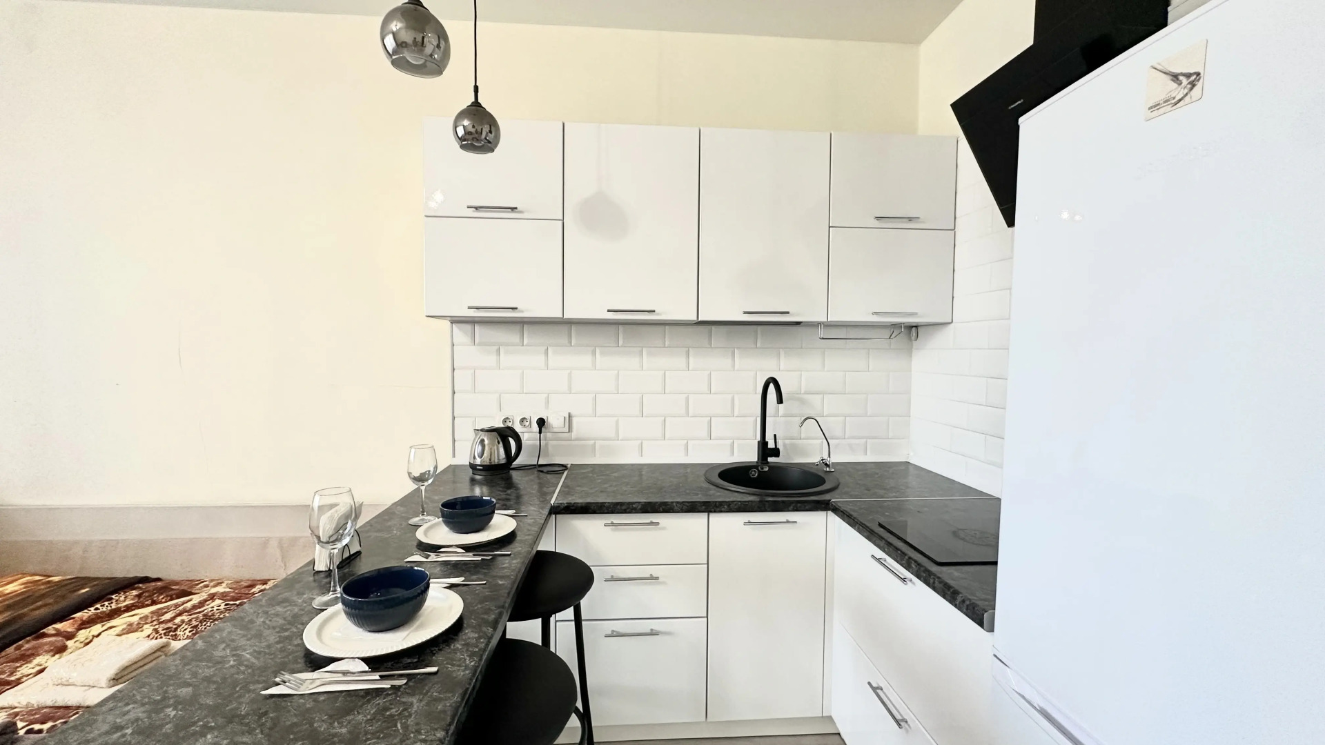 Апартаменты Истоман Большая студия 35 м2