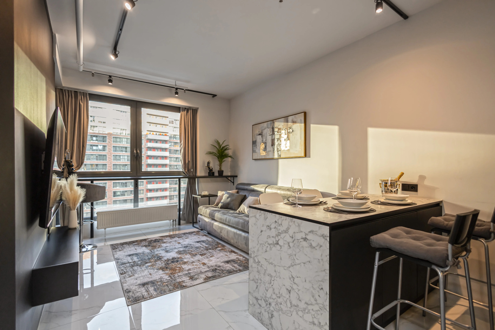 Апартаменты Представительский Люкс с Балконом Elite Apartments