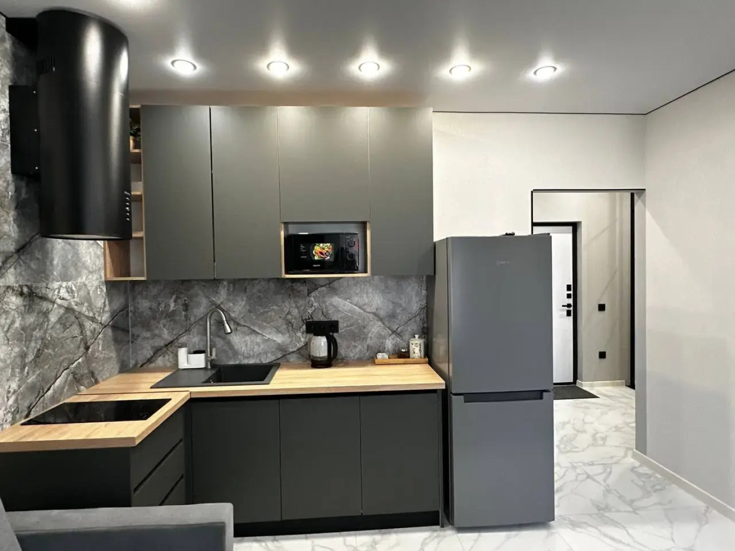 Апартаменты Уютные рядом с аэропортом