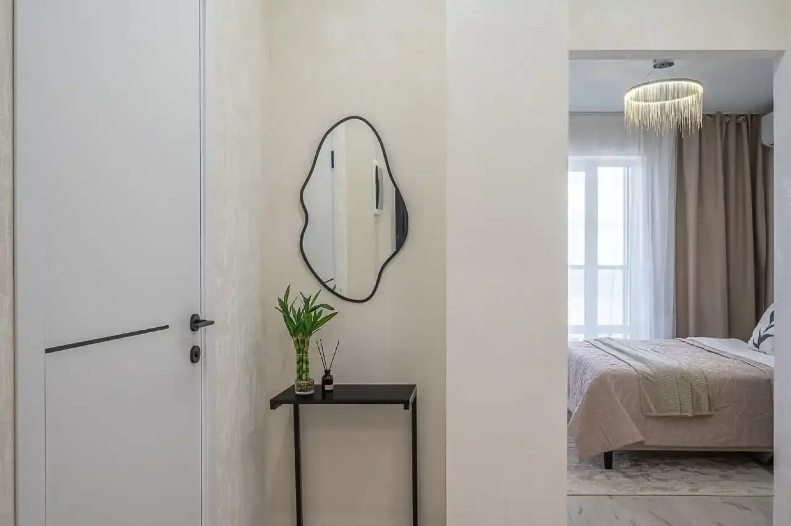 Квартира KakDoma96 Возле Жд Вокзала Центр Города Самозаселение 24/7