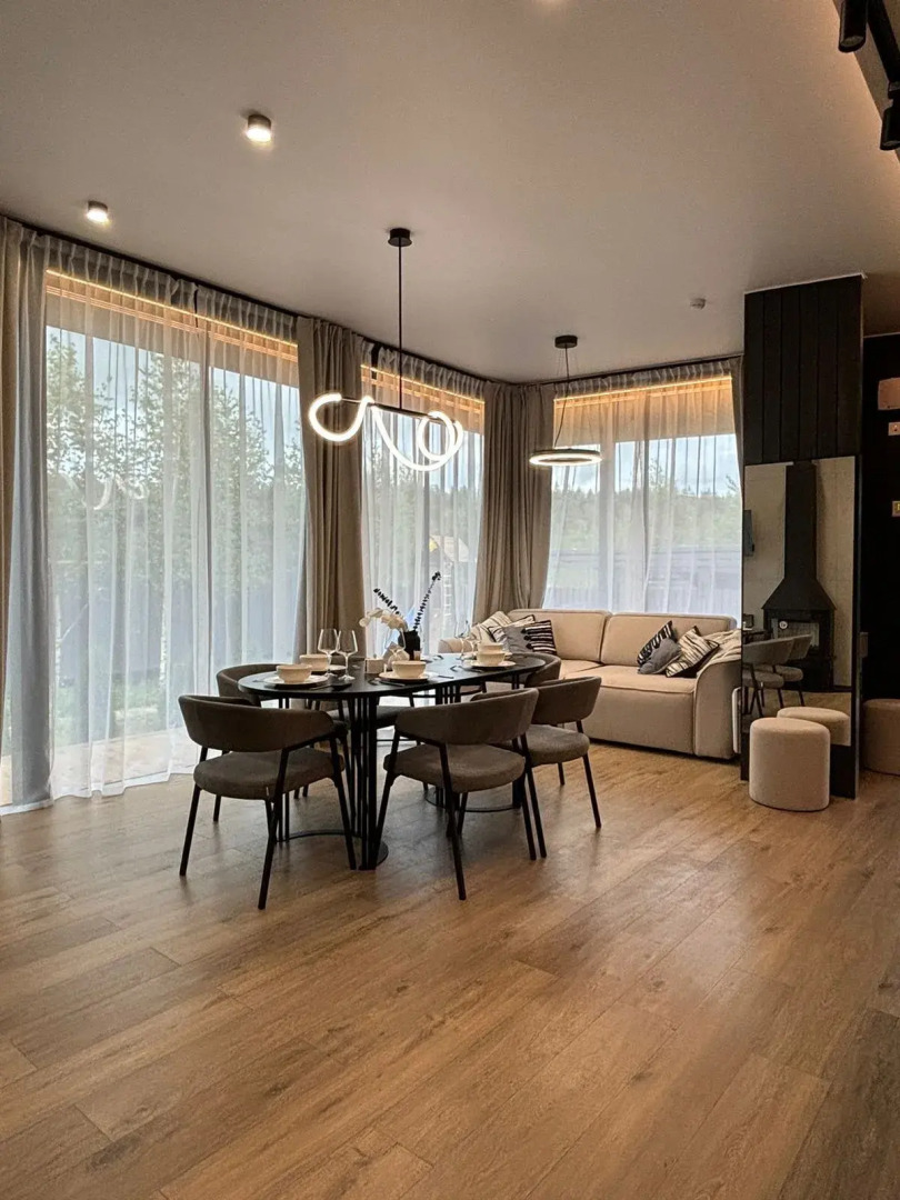 Частный дом Большой у реки с камином и сауной