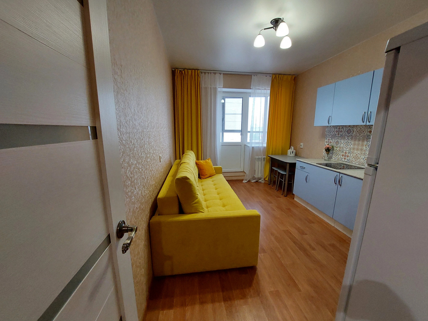 Апартаменты Sunny House VLG