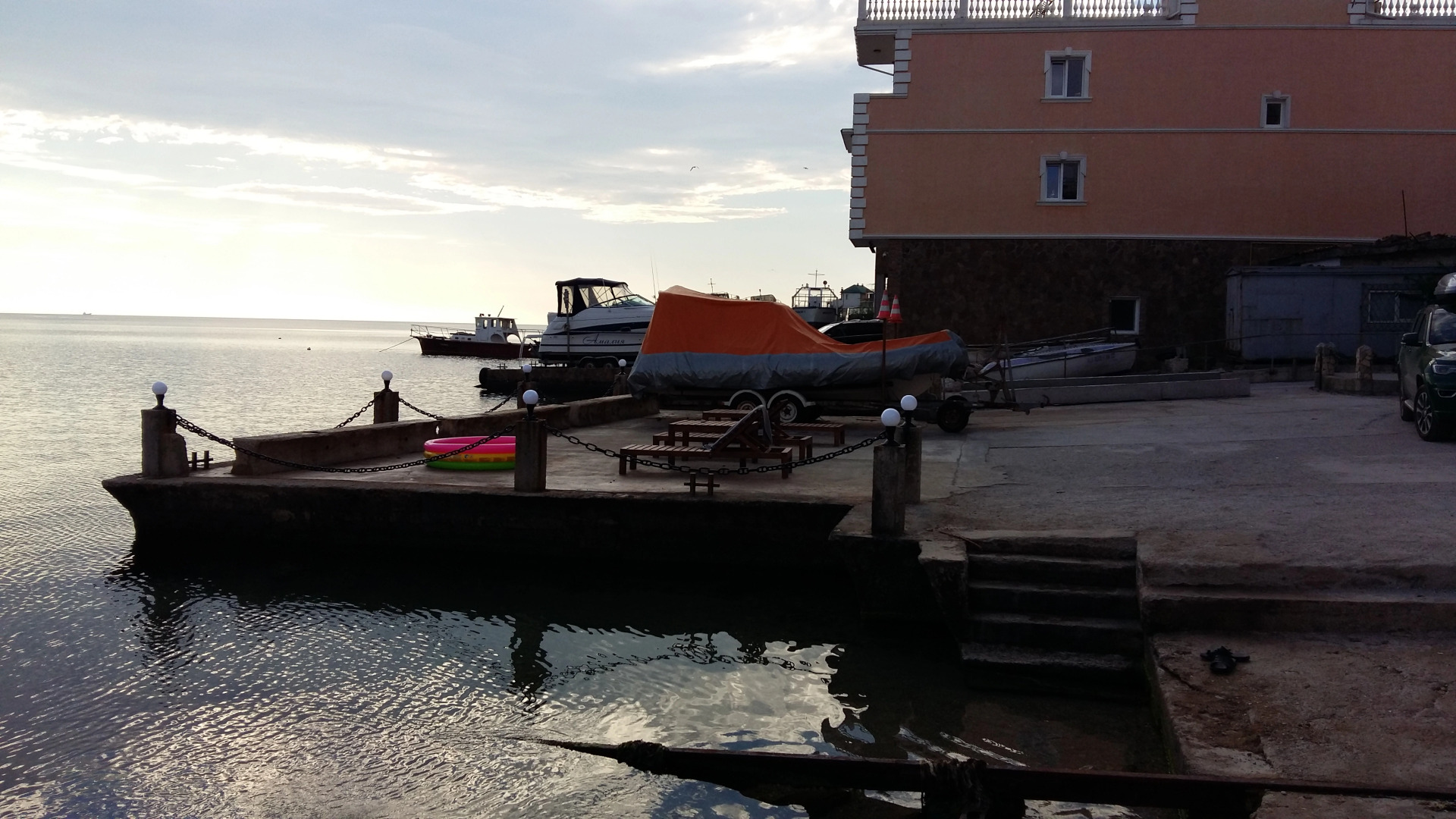 Яхт-клуб Кайрос