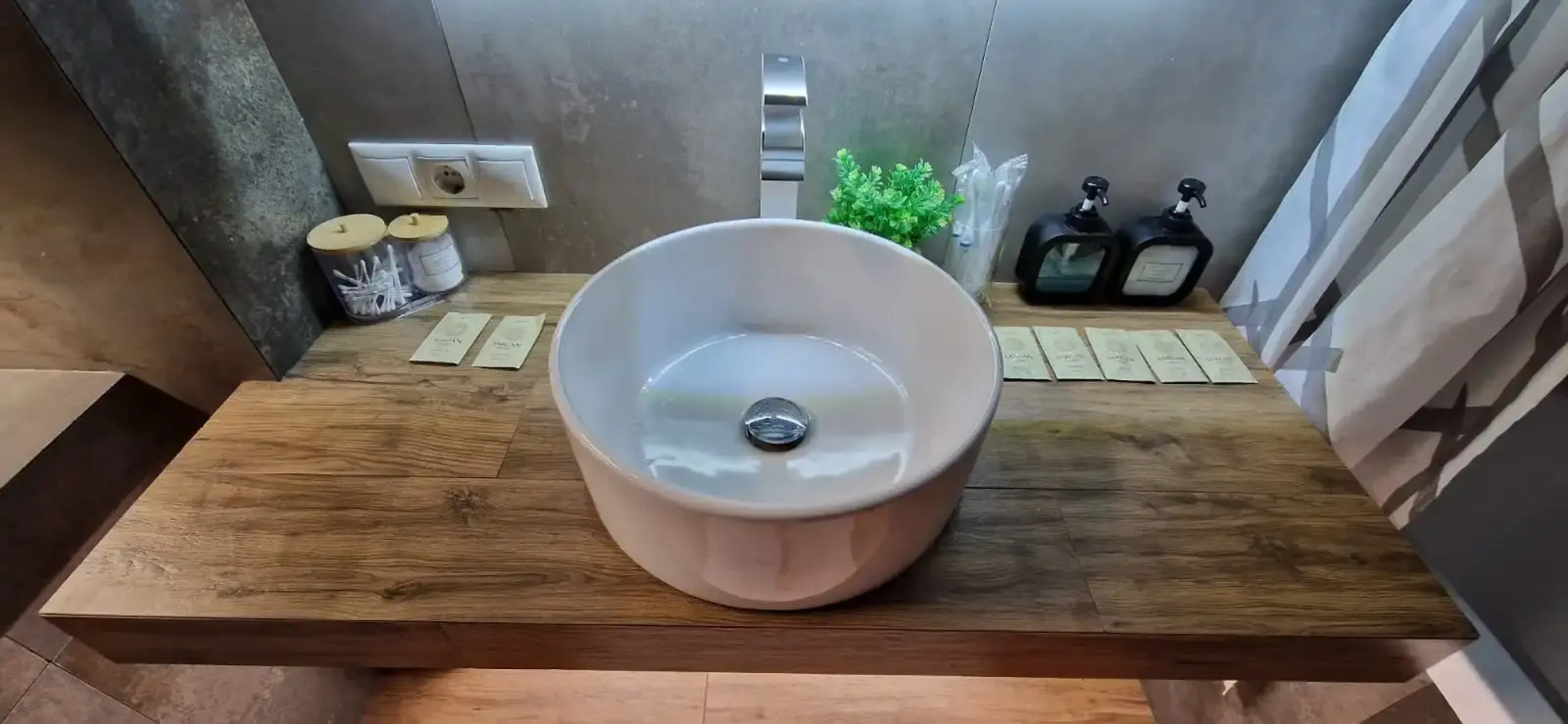 Апартаменты ЖК Альбатрос 12/16 на Поддубного 1