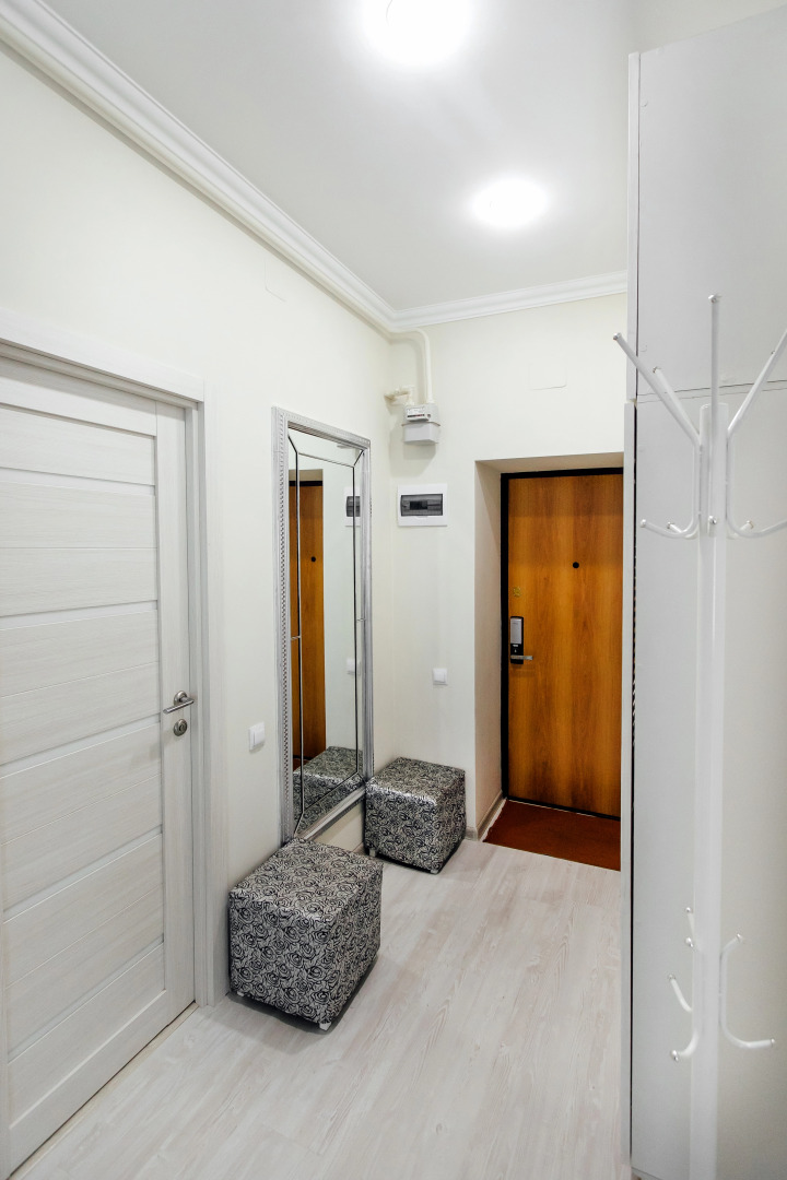 Апартаменты на Октябрьской революции 211-4