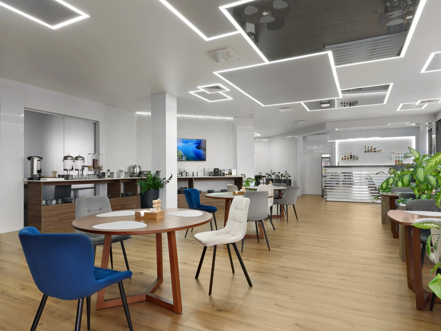 Отель Параллель Parallel Congress by Stellar Hotels