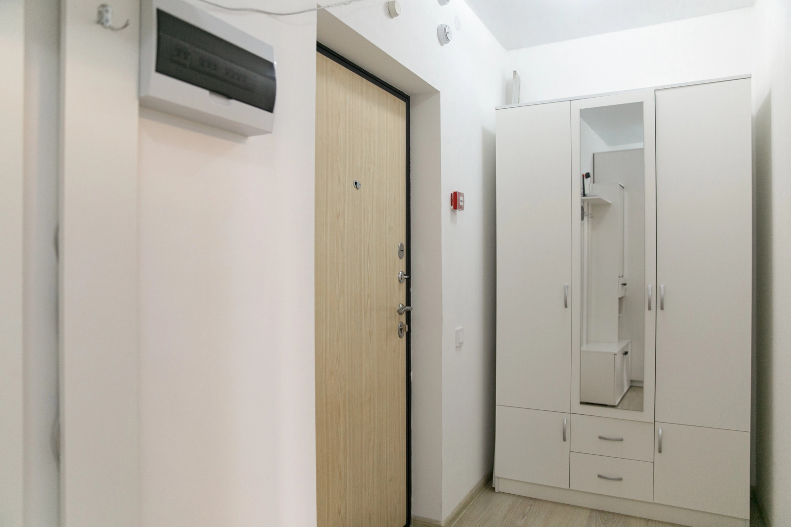 Апартаменты InnDays Логинова 7/2 (8)