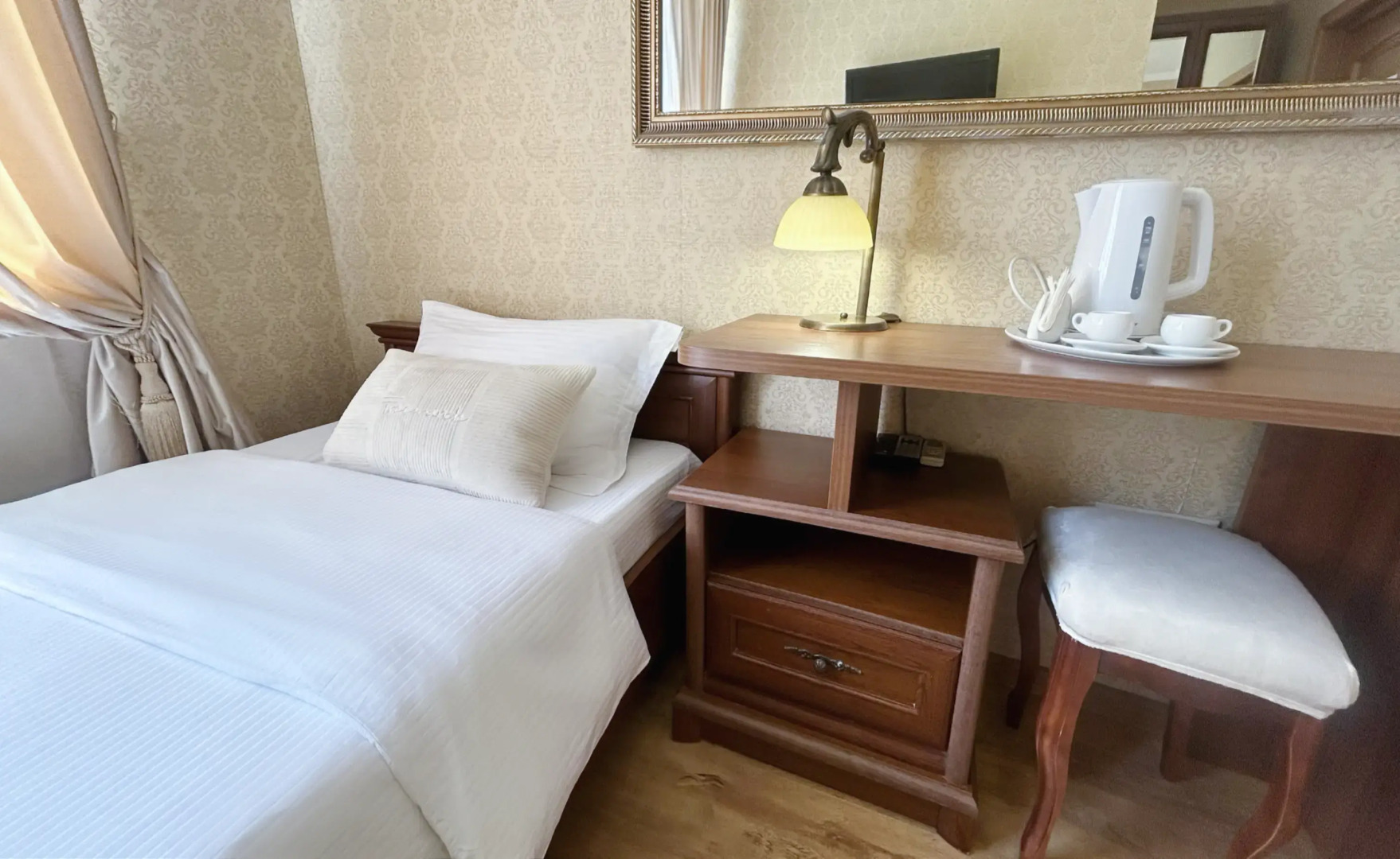 Меблированные комнаты Елизавета на ул.Островского 45