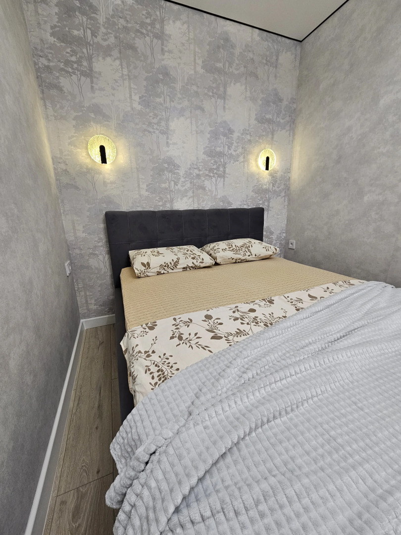 Апартаменты двухкомнатные на Энгельса