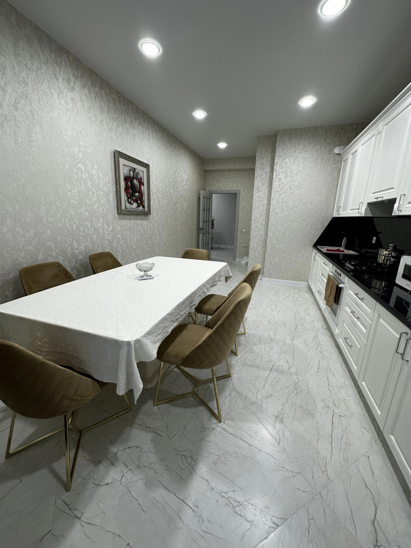 Квартира на Халилова 22А