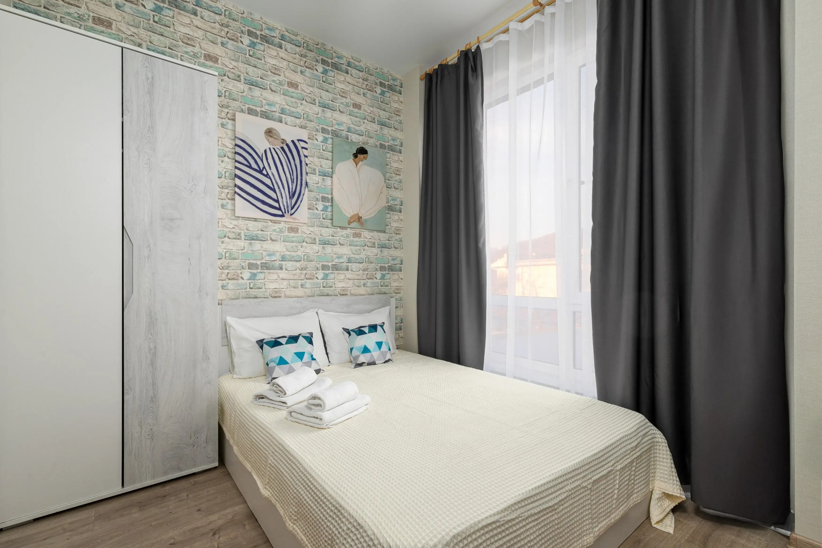 Апартаменты Море Апартаментов на Кувшинок 8-1