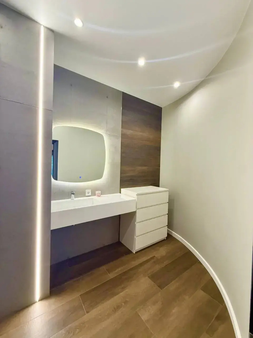 Апартаменты Четырехкомнатные в Центре Владивостока