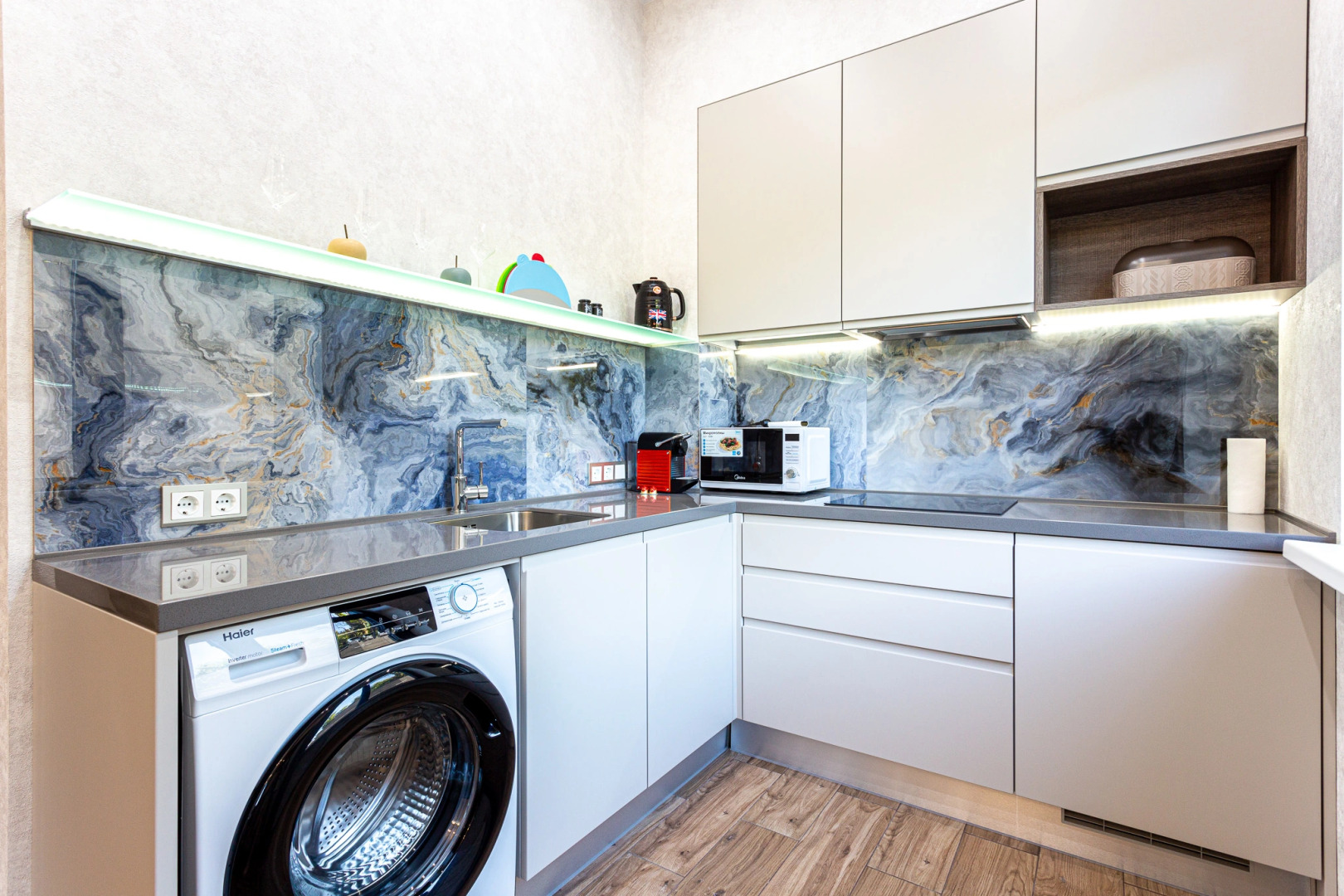 Апартаменты двухкомнатные Метрополь