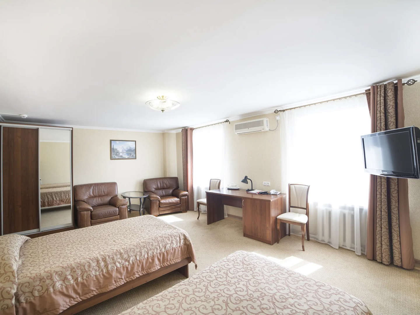 Октябрьская Отель