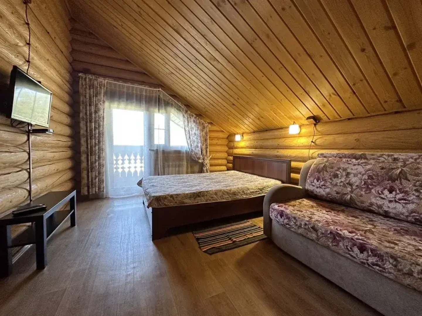 Частный Дом с Баней у Пруда Алмаз Сити для Мероприятий и Отдыха