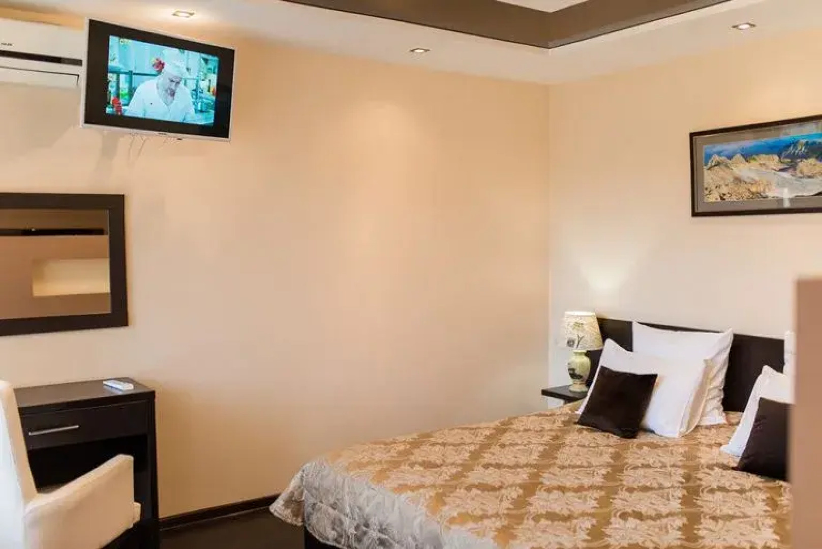 Гостинично-ресторанный комплекс ЗИХИЯ