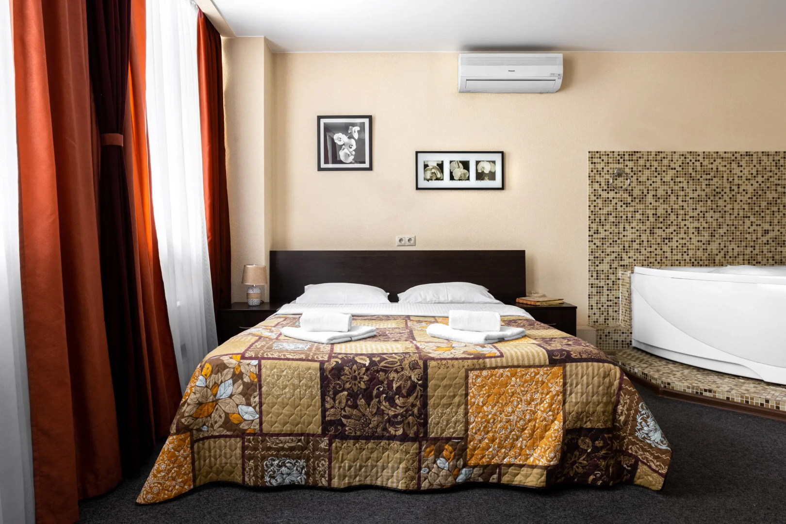 Отель Амбер