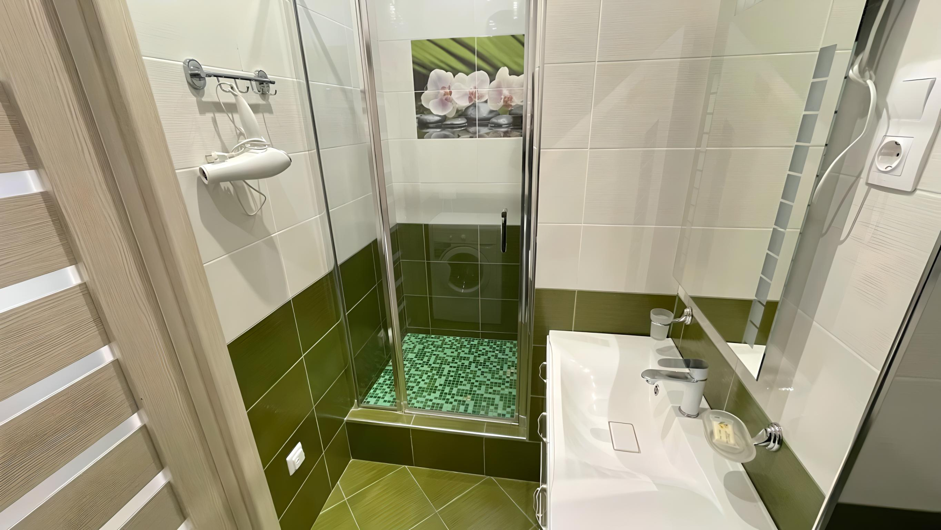 Апартаменты Актёр Гелакси 3