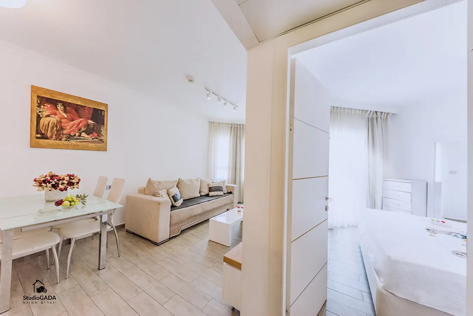 Апарт-Отель Beatiful Suite On The Lake