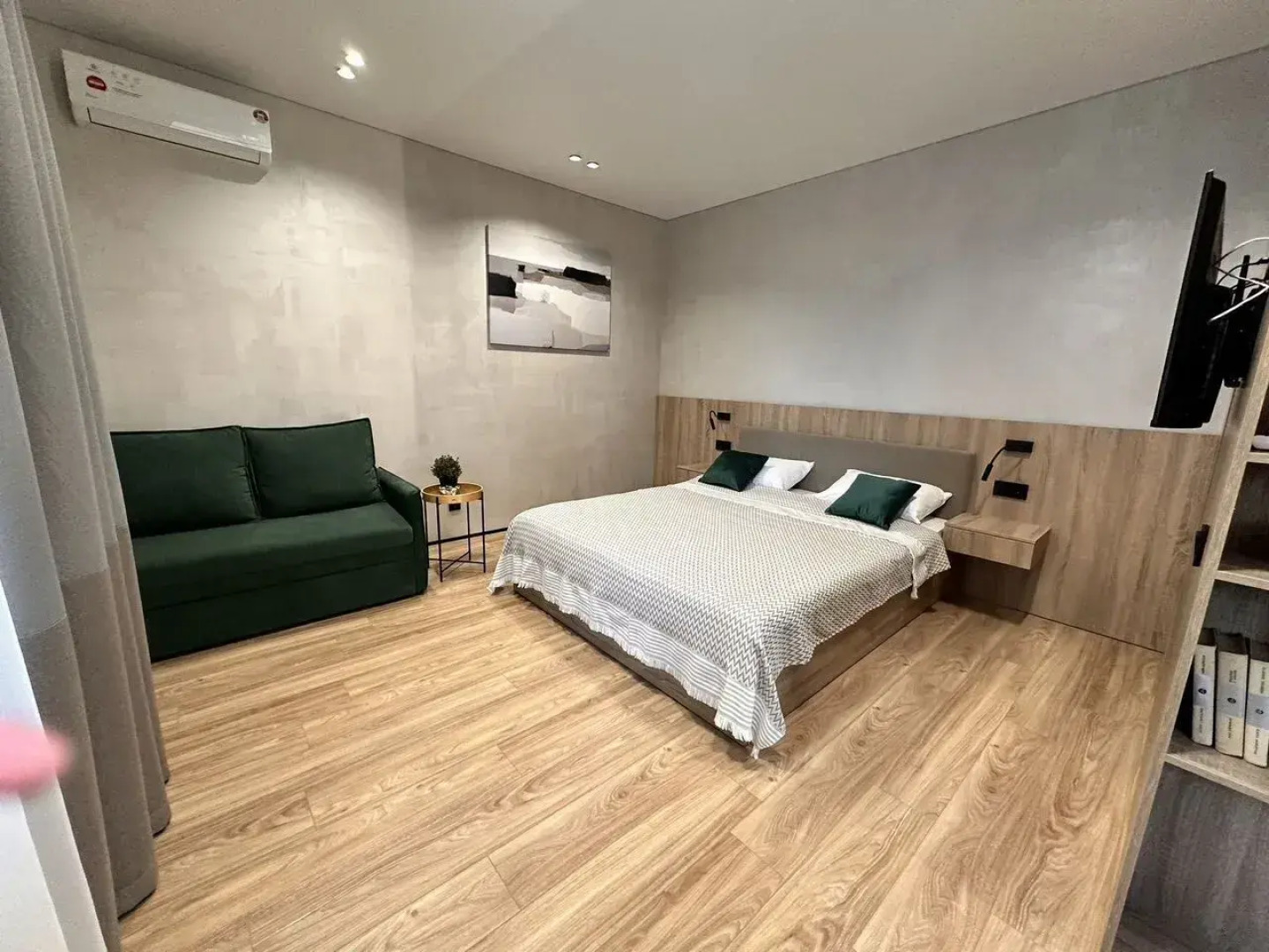 Апартаменты в центpe куpортногo гopoдa Пятигоpcкa