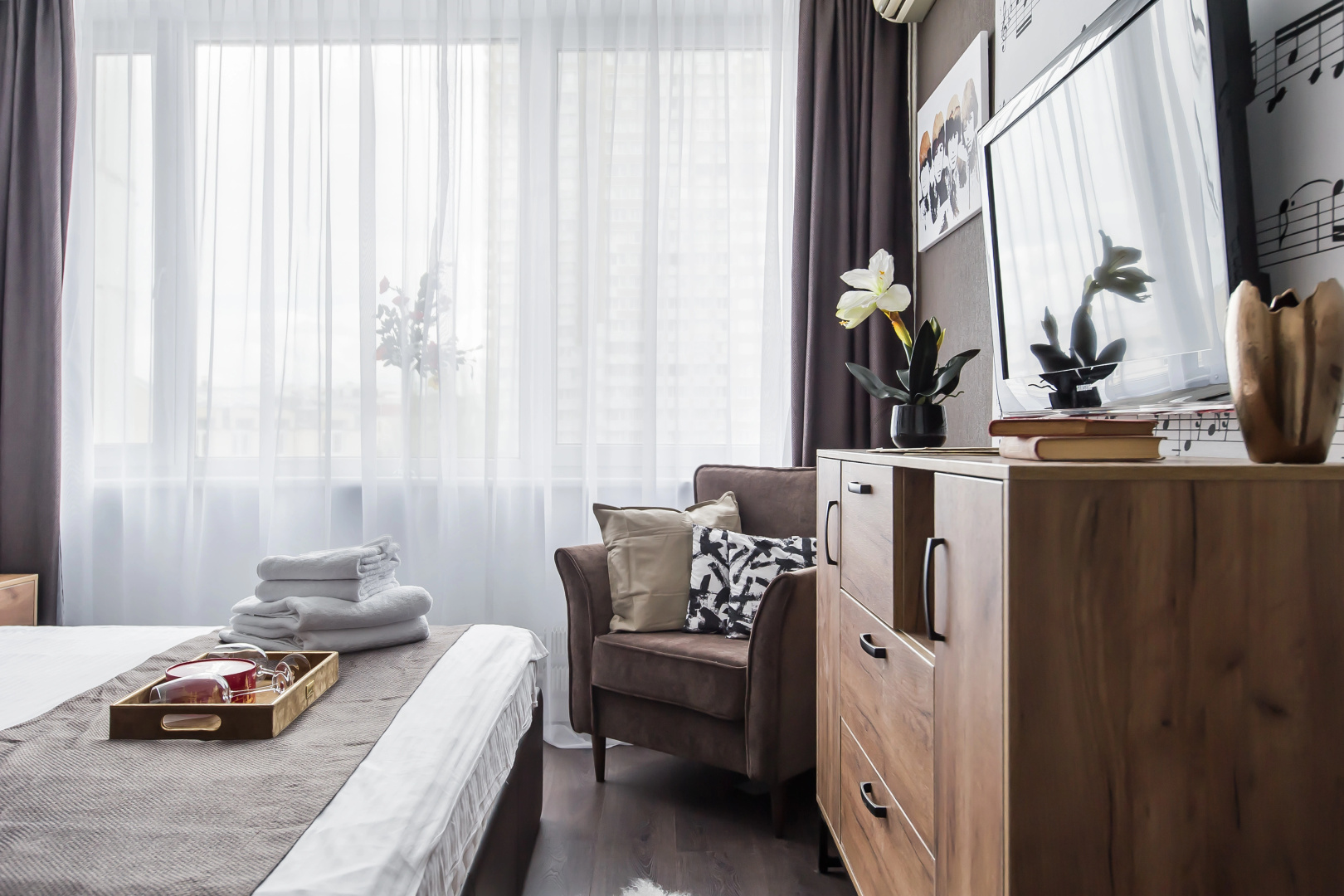 Квартира GM Apartments в стиле Рок-н-ролл с видом на Кремль