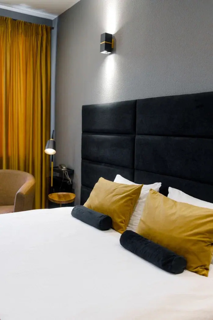 Отель Green Roof