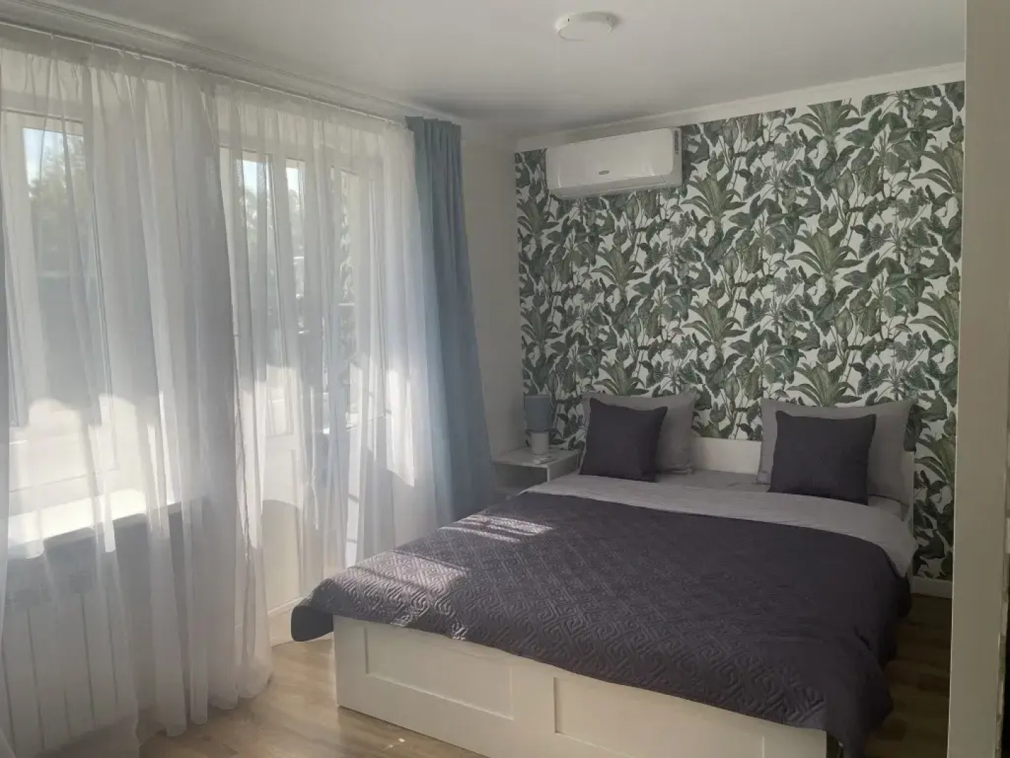 Апартаменты Авторские с сезонным бассейном