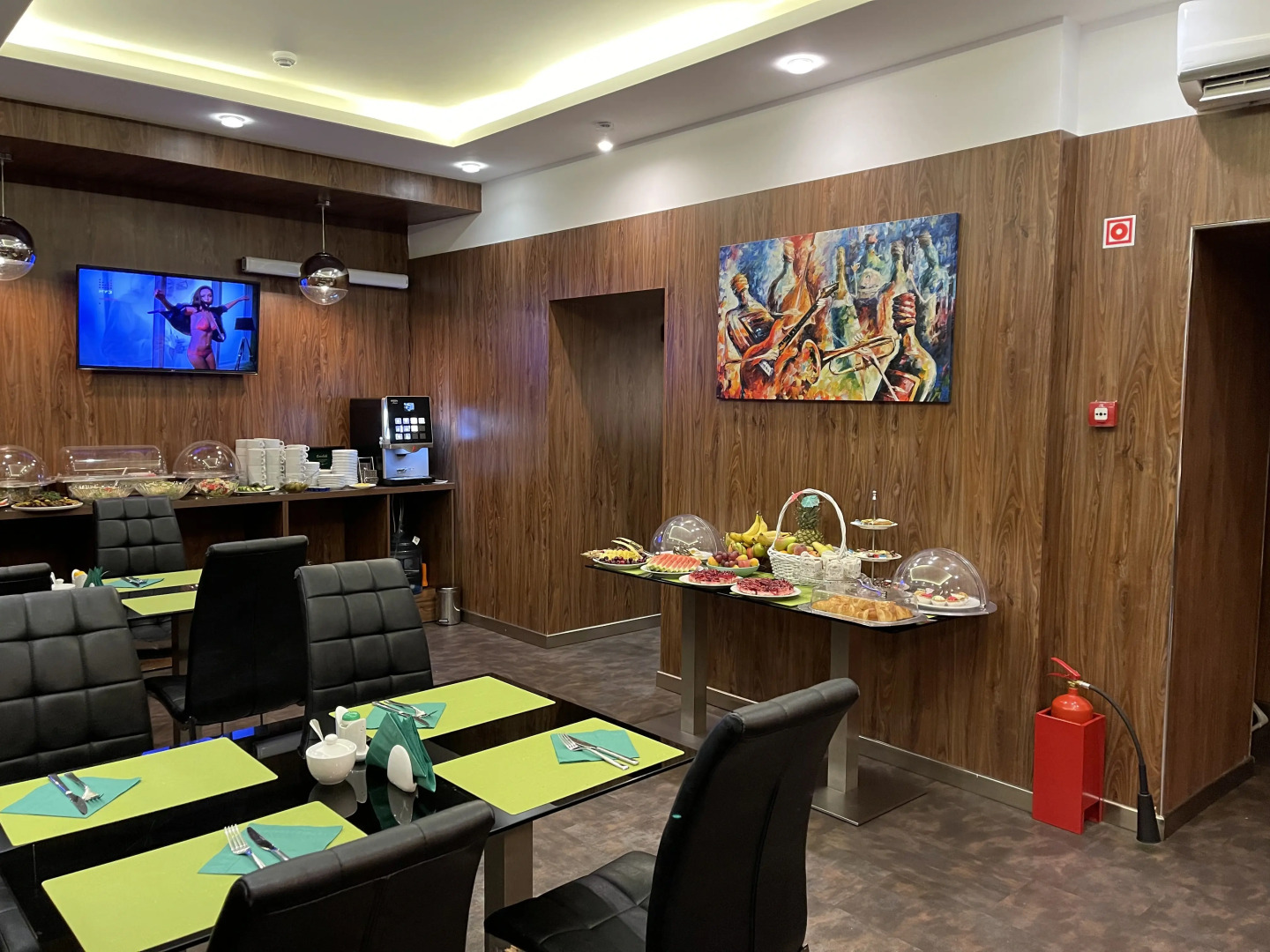 Отель Riverside