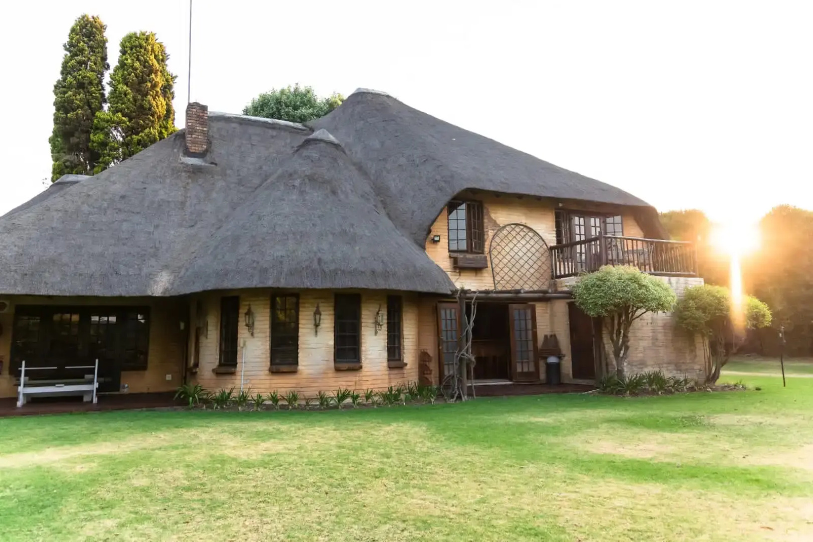 Отель Belvedere Estate