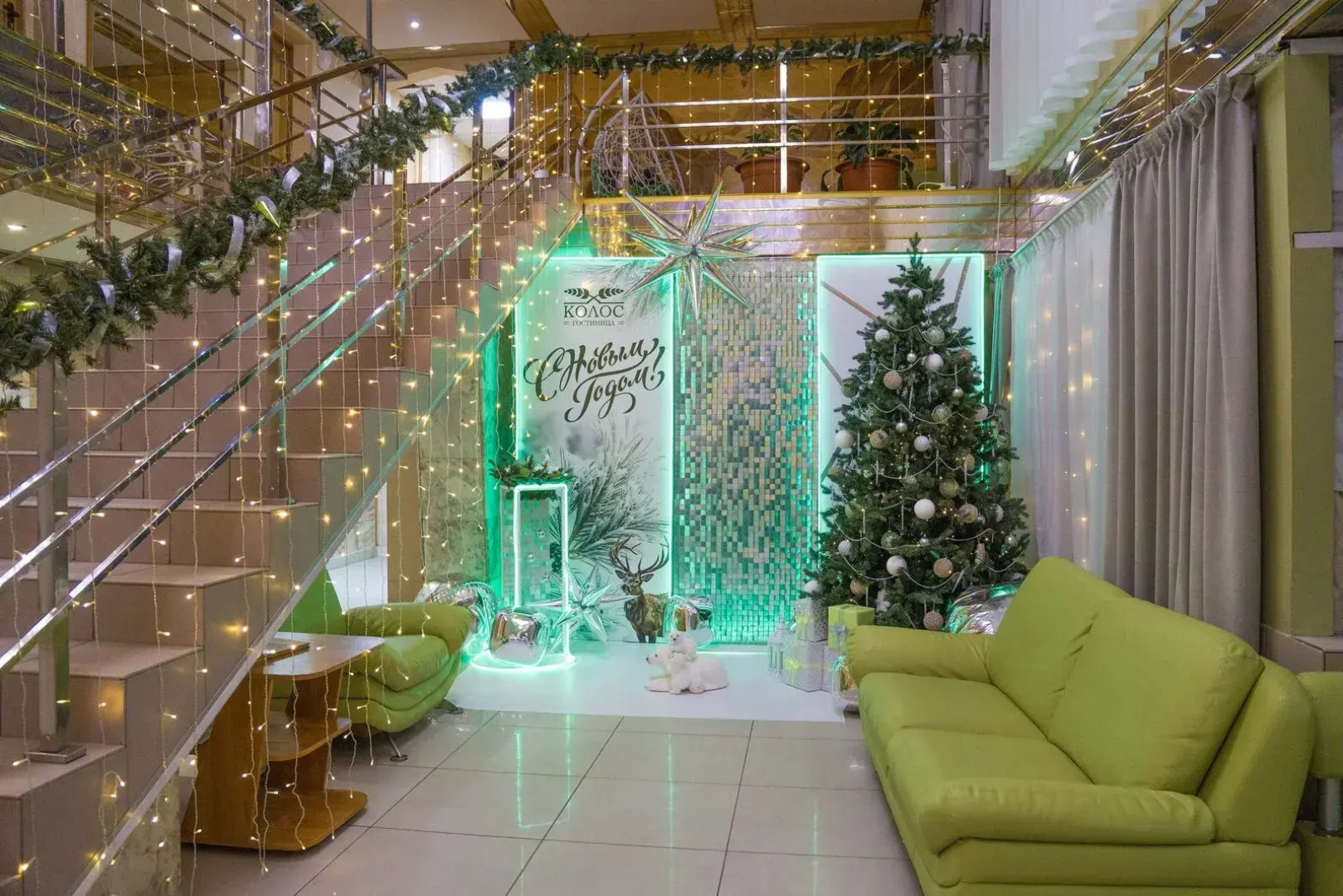 Гостиница Колос