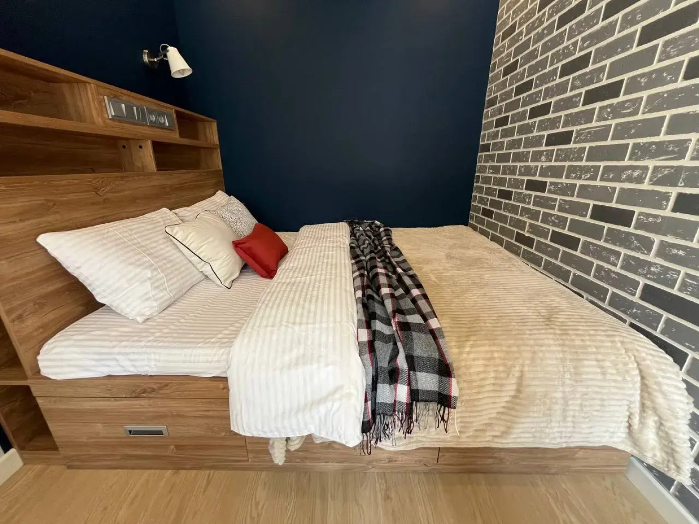 Апартаменты Эль Апарт на Ларина 45с1