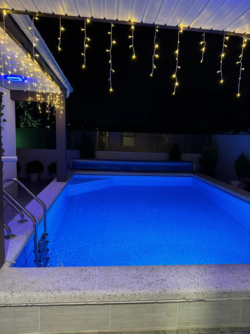 Вилла Дом с бассейном