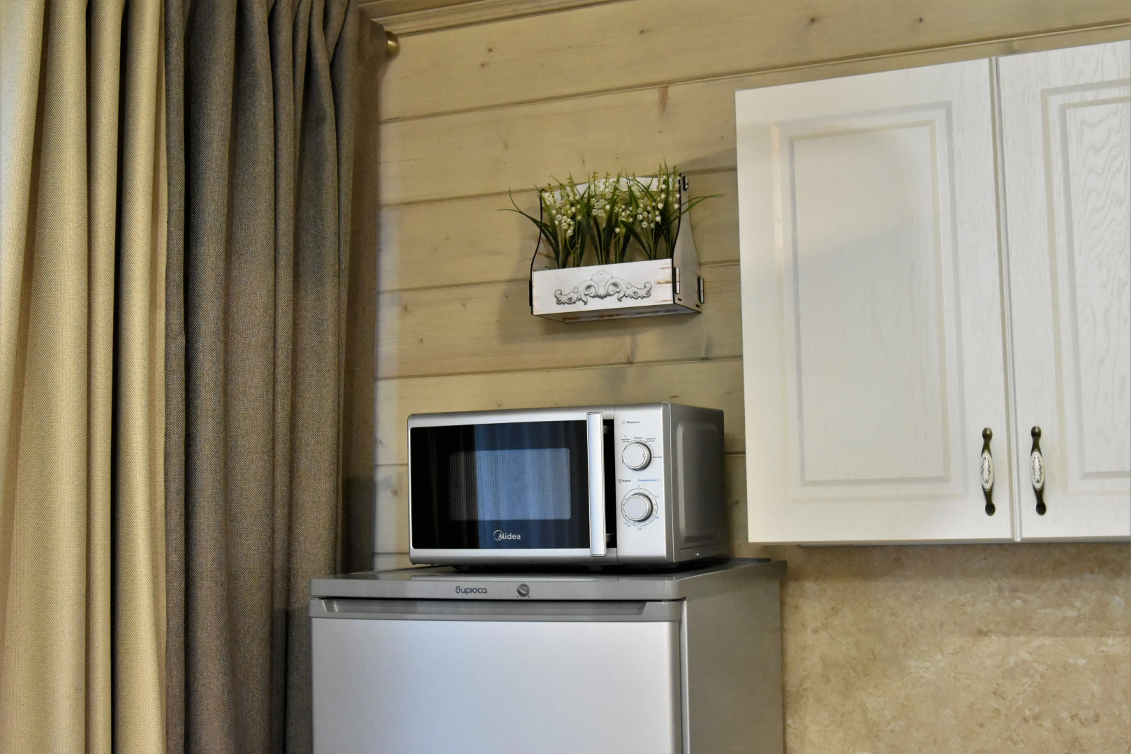 Лесной домик на берегу Озера Волго на Селигере - коттеджи Сосновый бор