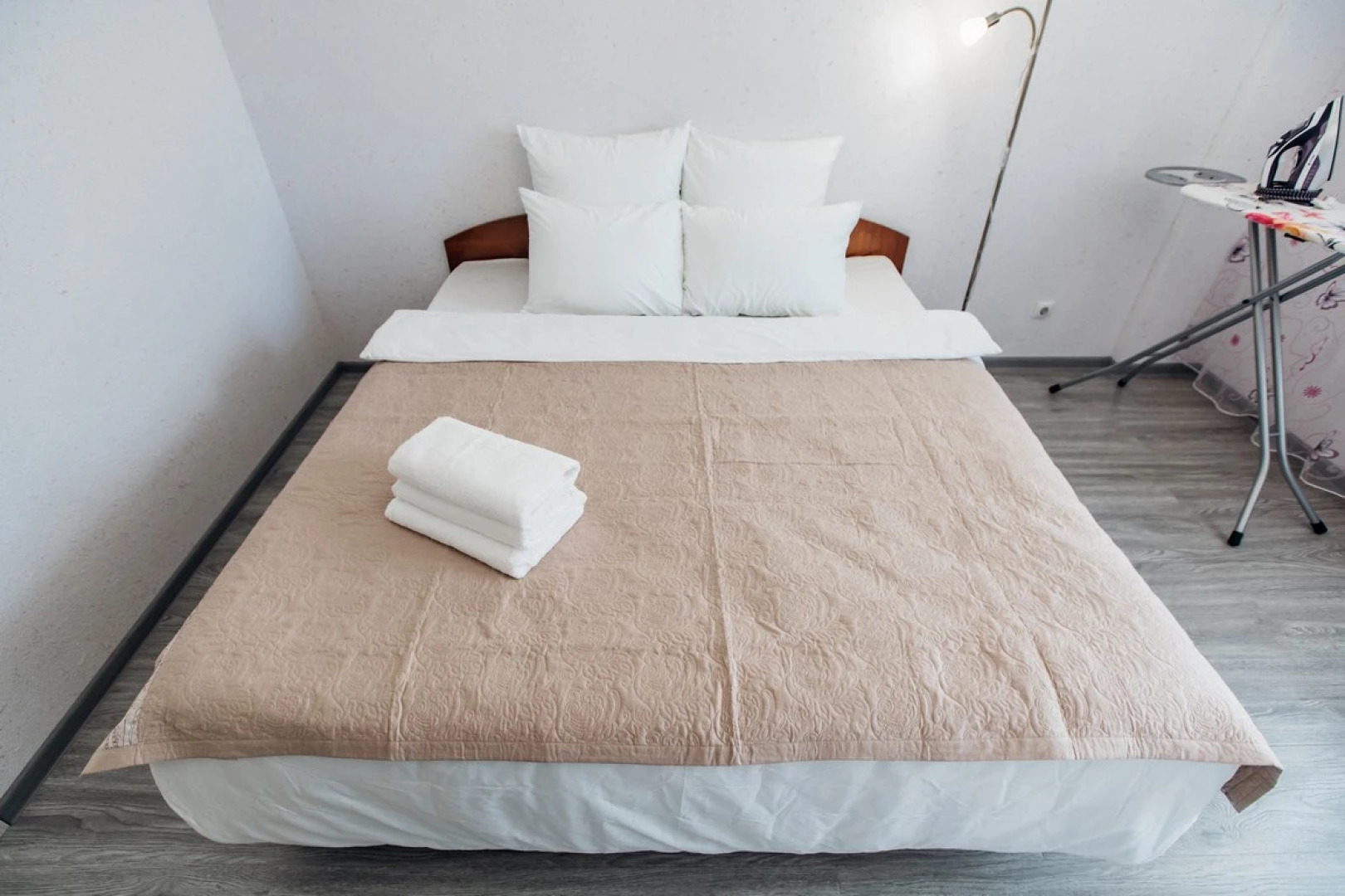 Апартаменты Однокомнатные Комфорт на Маршала Жукова 23А 5/12