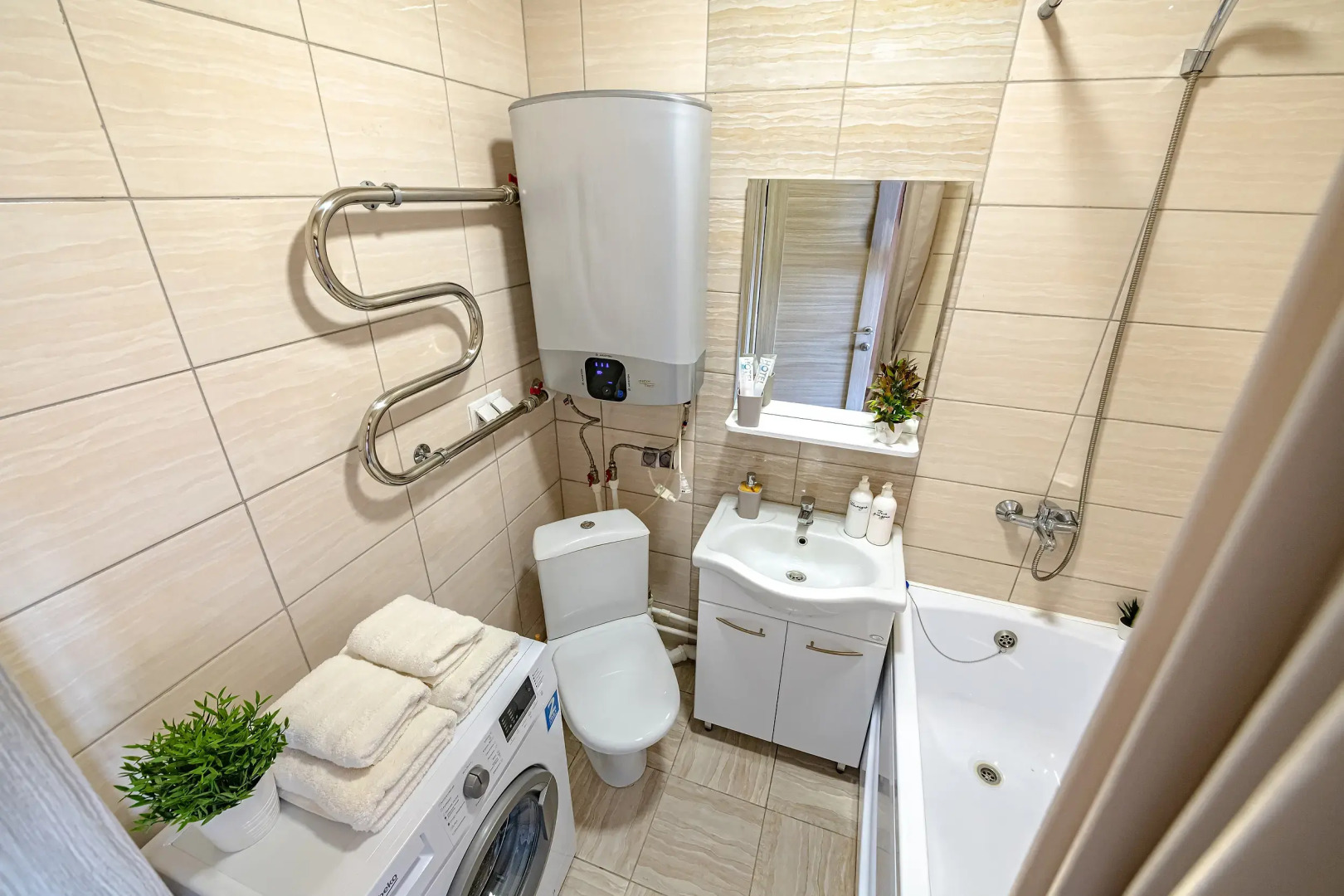 Апартаменты TopHouse на Можжевеловой 18, 10 этаж