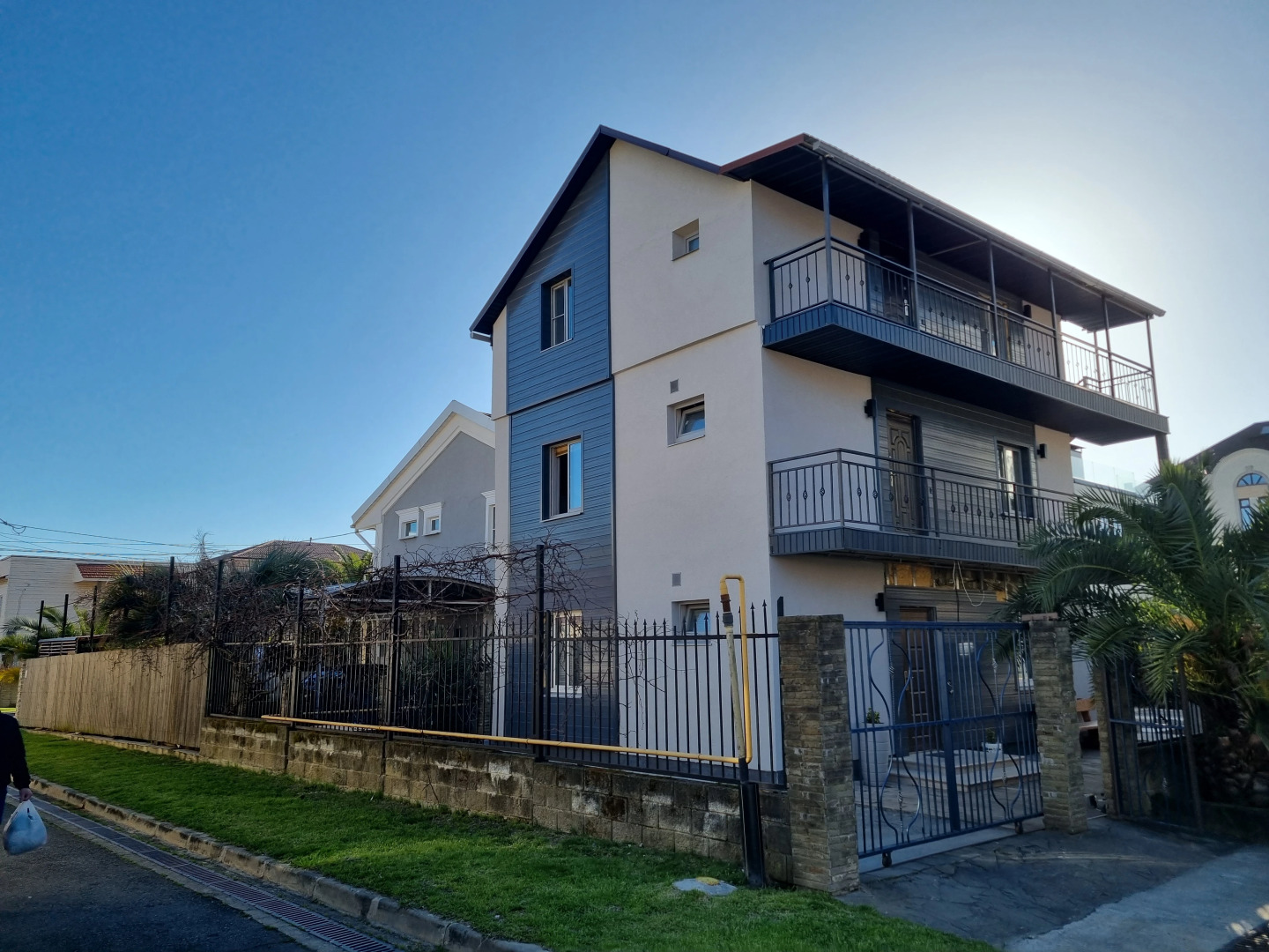 Гостевой Дом с Бассейном