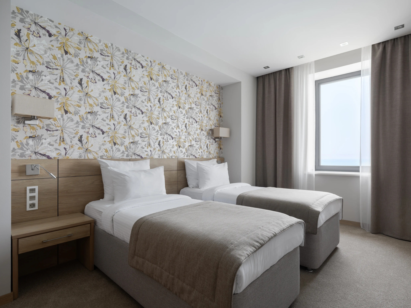 Отель HIDENS APART HOTEL