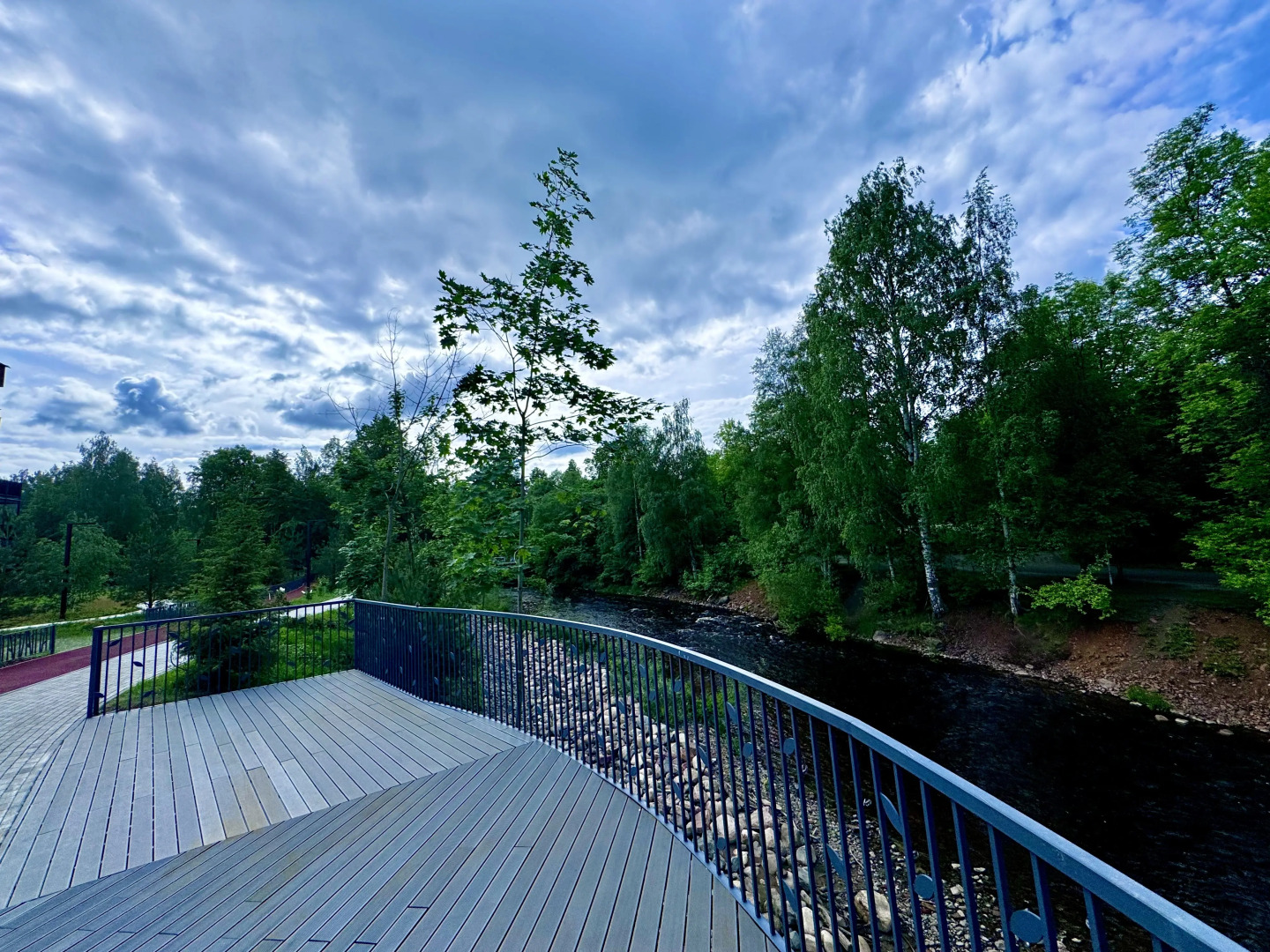 Апартаменты У Реки