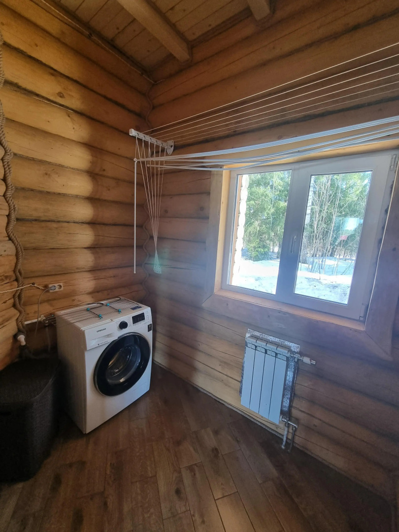 Частный дом Подмосковный Домик с 4 спальнями Люкс