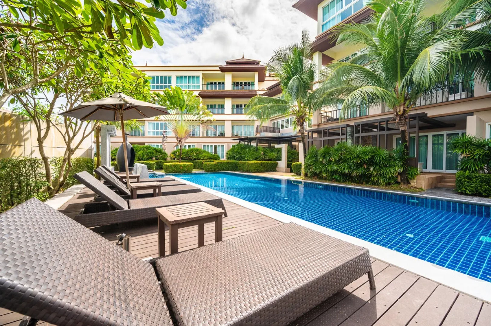 Отель Coco Phuket Bangtao Beach