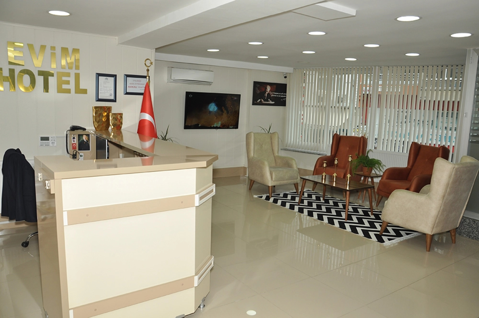 Evim Hotel