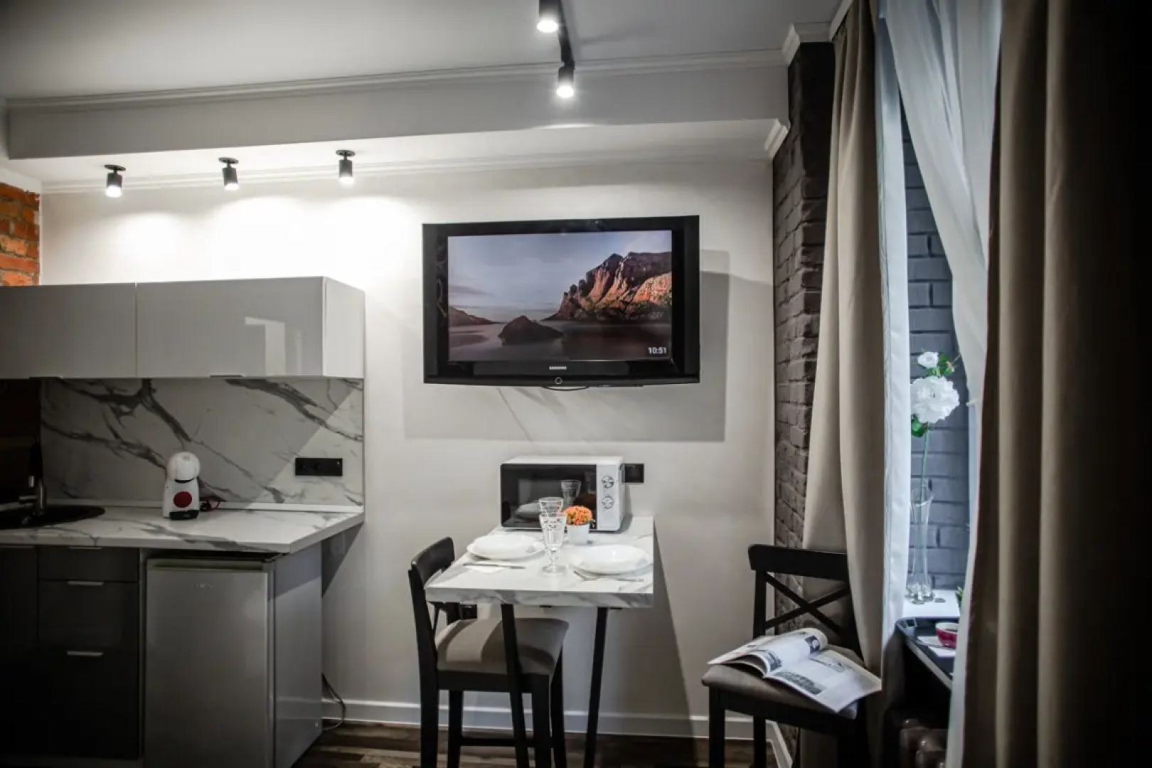 ElenaSweetHome Квартира Зазеркалье на Чистых прудах