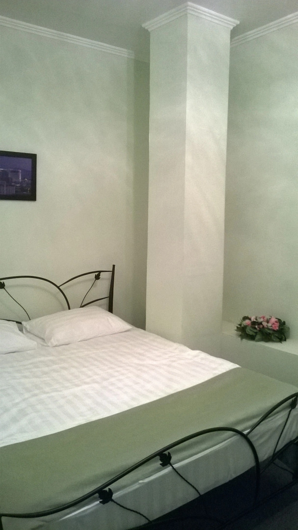 Отель Золотая Лилия